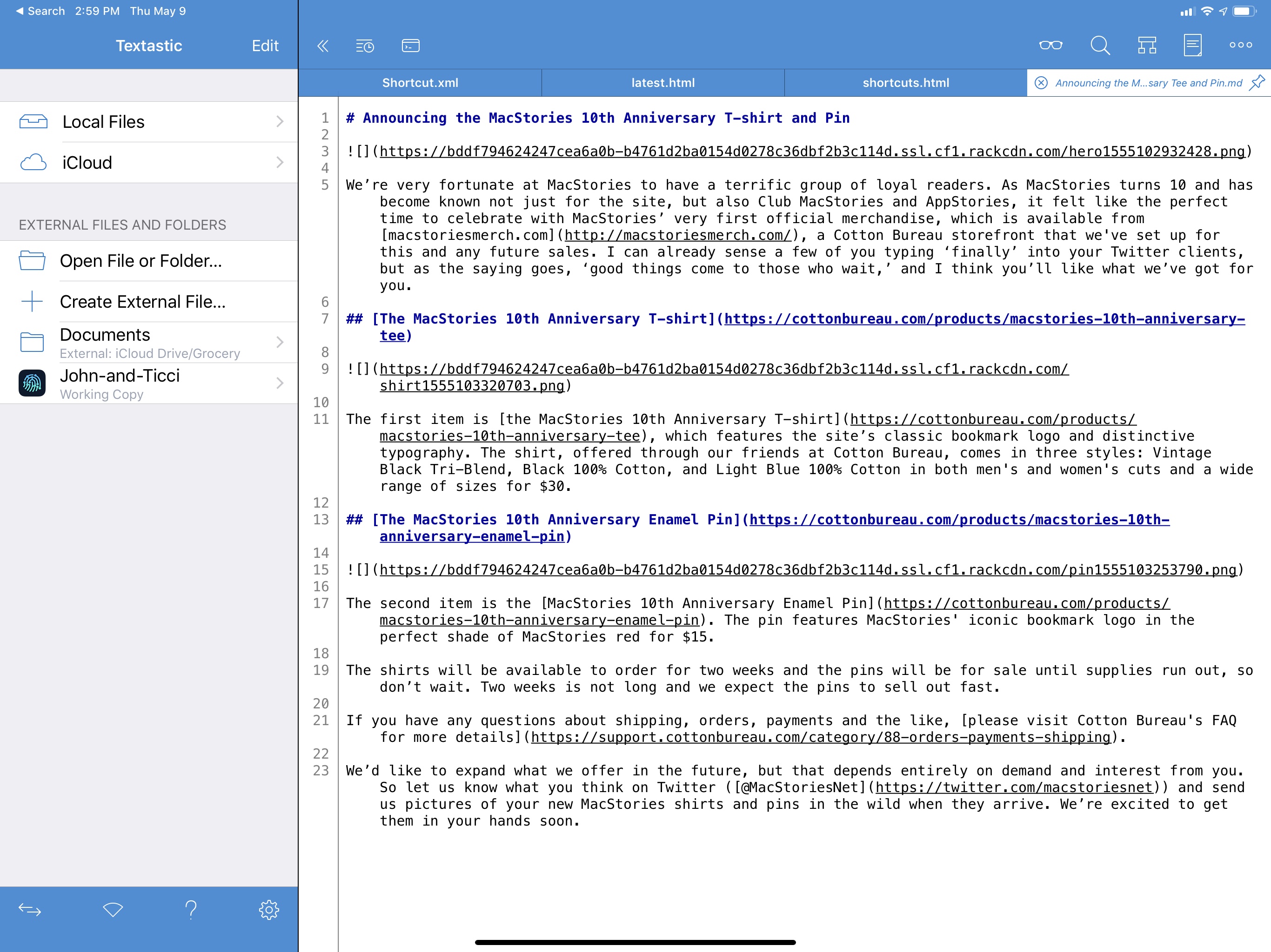 Textastic supports both open-in-place for individual files as well as folder bookmarks.