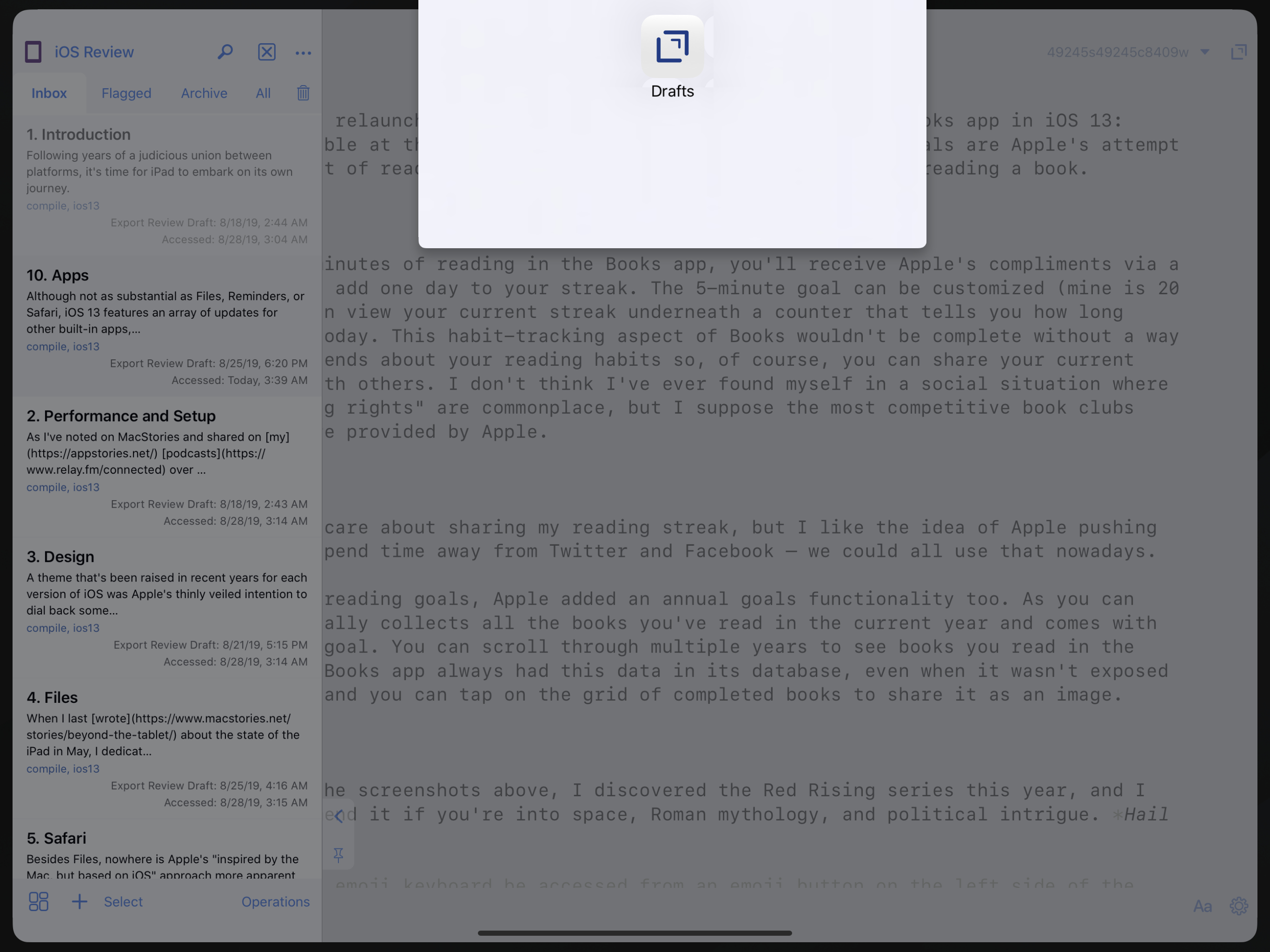 Drafts' latest version supports multiwindow on iPadOS.
