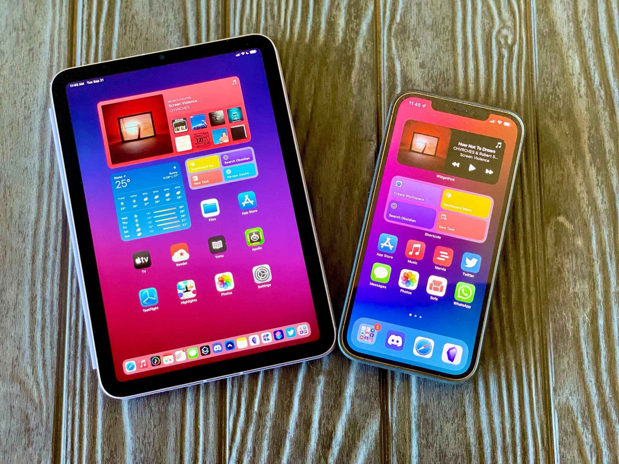 ipad mini next to iphone 14 pro