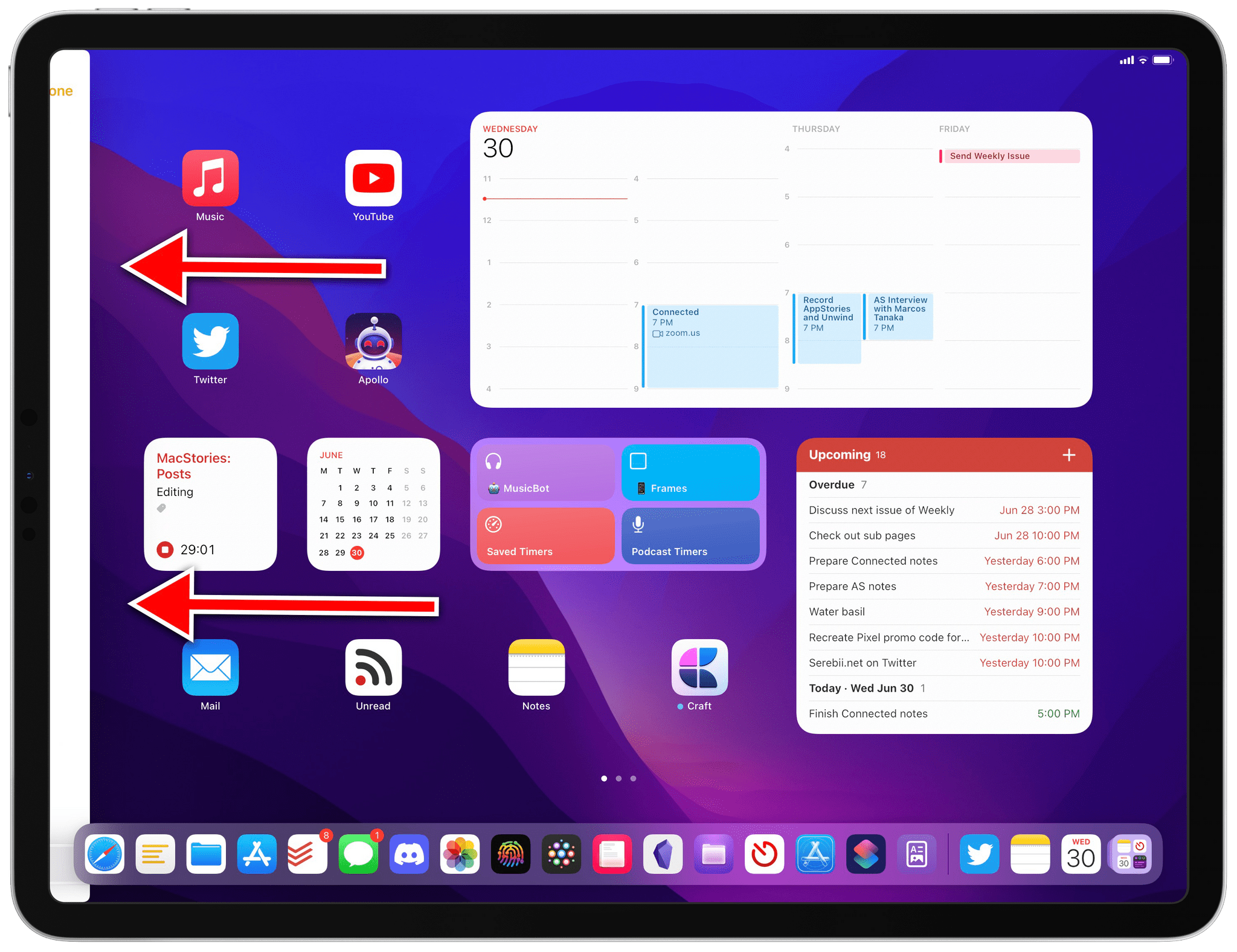 When you tile a window on one side of the screen, it hides in the corner to let you pick another app from the Home Screen...