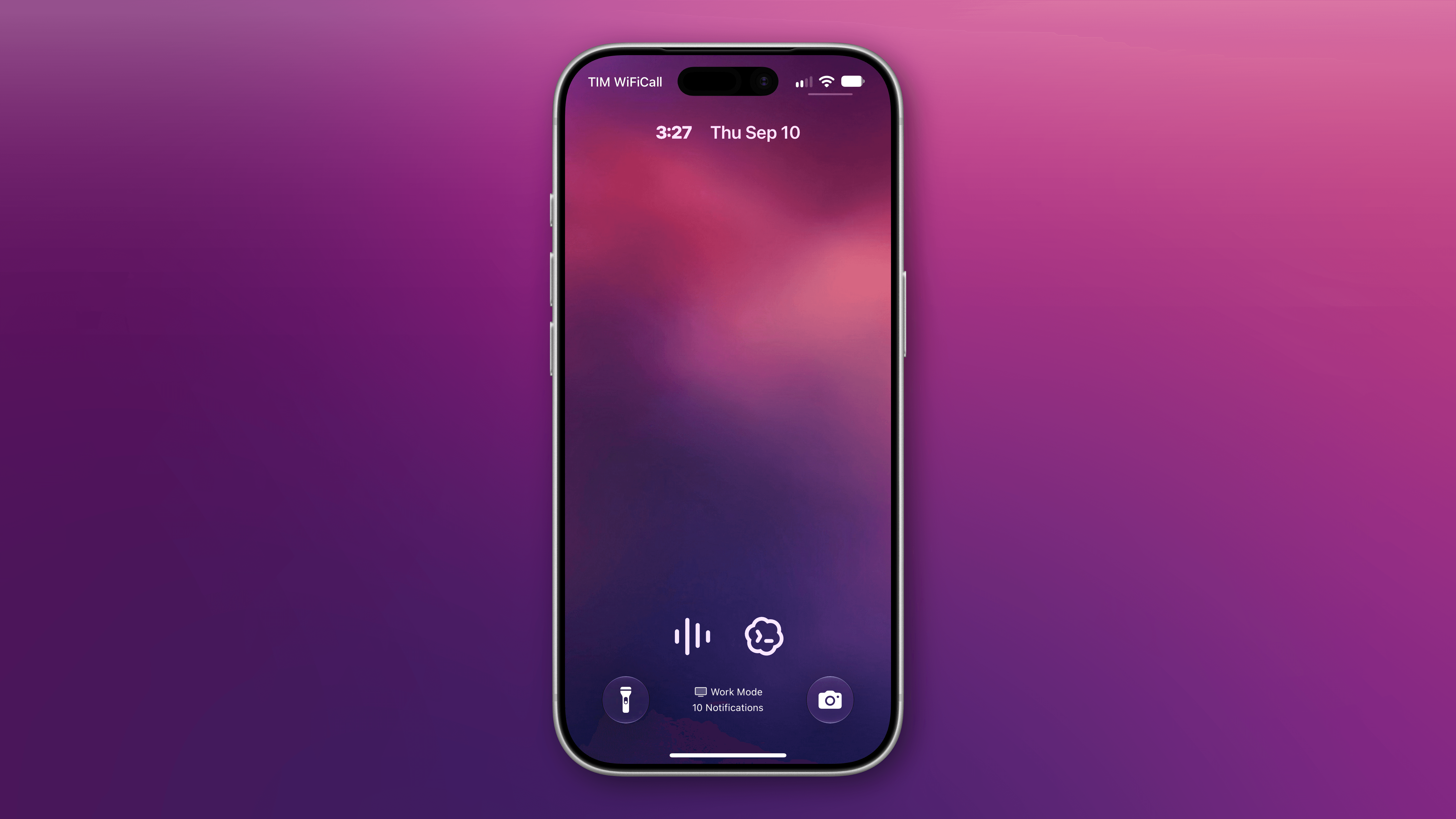 The new small clock on the Lock Screen.