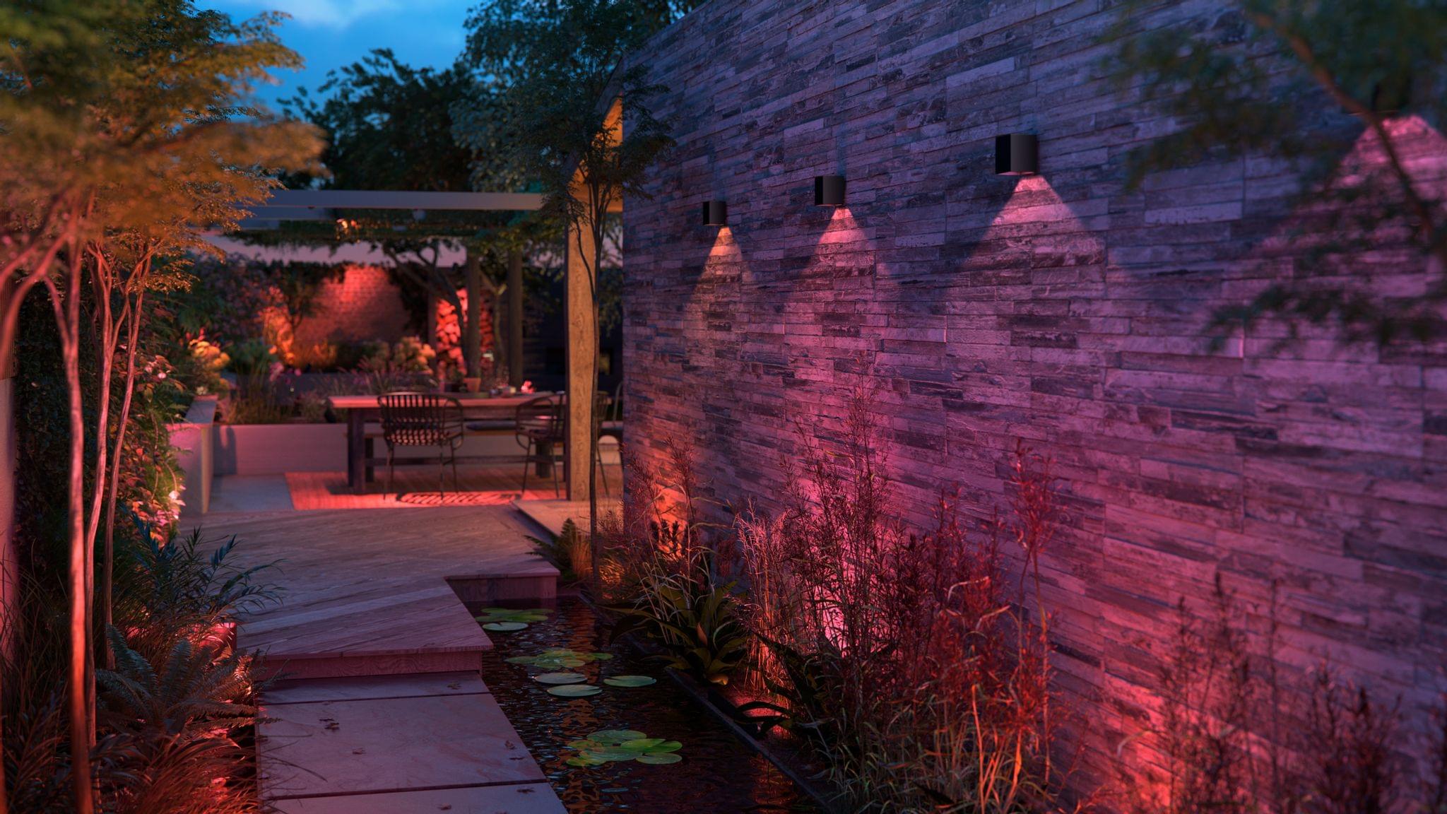 The Philips Hue Resonate outdoor light fixtures. Source: Philips Hue.